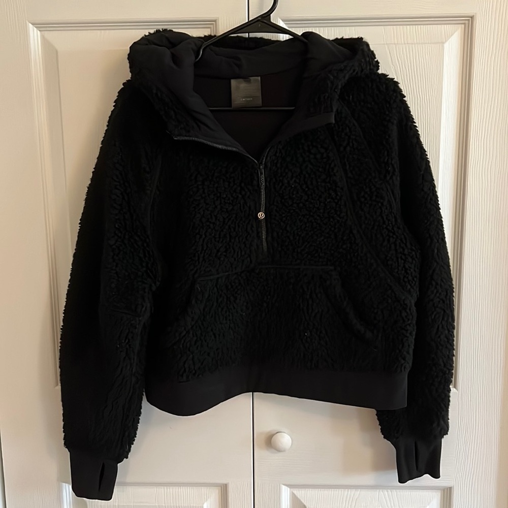 Lululemon scuba oversized cropped Sherpa
